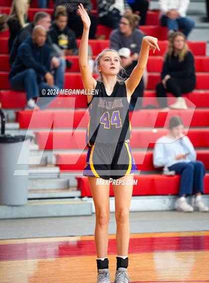 Thumbnail 2 in Bellbrook @ Miamisburg (OHSAA Southwest District Round 1 Sectionals) photogallery.