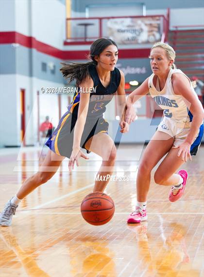 Thumbnail 3 in Bellbrook @ Miamisburg (OHSAA Southwest District Round 1 Sectionals) photogallery.