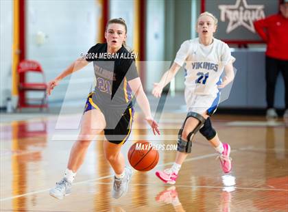 Thumbnail 1 in Bellbrook @ Miamisburg (OHSAA Southwest District Round 1 Sectionals) photogallery.