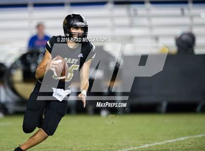 Thumbnail 2 in Lake Highlands vs Plano East photogallery.