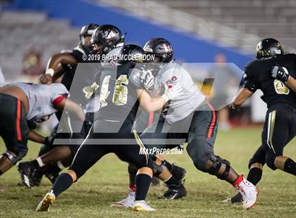 Thumbnail 2 in Lake Highlands vs Plano East photogallery.