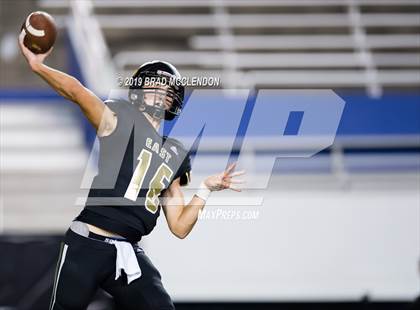 Thumbnail 2 in Lake Highlands vs Plano East photogallery.