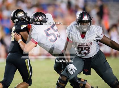 Thumbnail 3 in Lake Highlands vs Plano East photogallery.