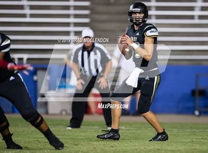 Thumbnail 3 in Lake Highlands vs Plano East photogallery.