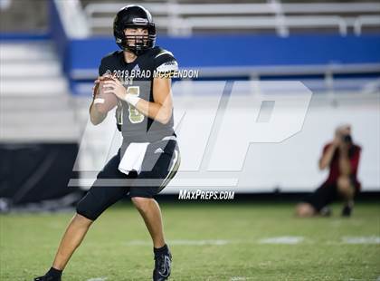Thumbnail 1 in Lake Highlands vs Plano East photogallery.