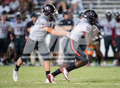 Thumbnail 3 in Lake Highlands vs Plano East photogallery.