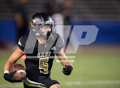 Thumbnail 3 in Lake Highlands vs Plano East photogallery.