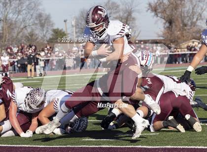 Thumbnail 3 in Tolono Unity vs St. Joseph-Ogden (IHSA 3A State Semifinal) photogallery.