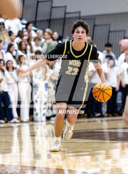 Thumbnail 1 in Monarch @ Pine Creek photogallery.