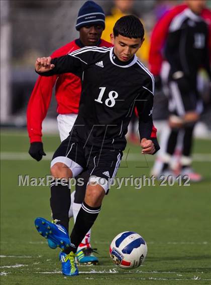 Thumbnail 3 in Dobie [J. Frank] vs Dawson (Friendswood Invitational) photogallery.