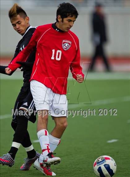 Thumbnail 3 in Dobie [J. Frank] vs Dawson (Friendswood Invitational) photogallery.