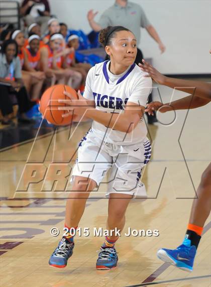 Thumbnail 3 in Millennium vs. Parkview (Nike Tournament of Champions) photogallery.