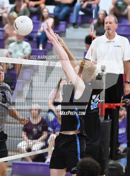 Thumbnail 2 in Horizon Honors @ Northwest Christian (AIA 4A Round 1 Playoff) photogallery.