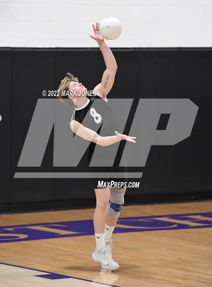 Thumbnail 3 in Horizon Honors @ Northwest Christian (AIA 4A Round 1 Playoff) photogallery.
