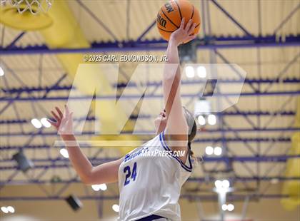 Thumbnail 3 in Siegel @ Brentwood photogallery.