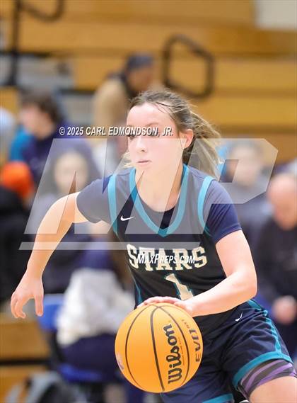 Thumbnail 1 in Siegel @ Brentwood photogallery.