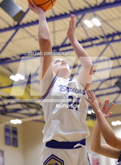 Thumbnail 3 in Siegel @ Brentwood photogallery.