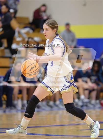 Thumbnail 2 in Siegel @ Brentwood photogallery.
