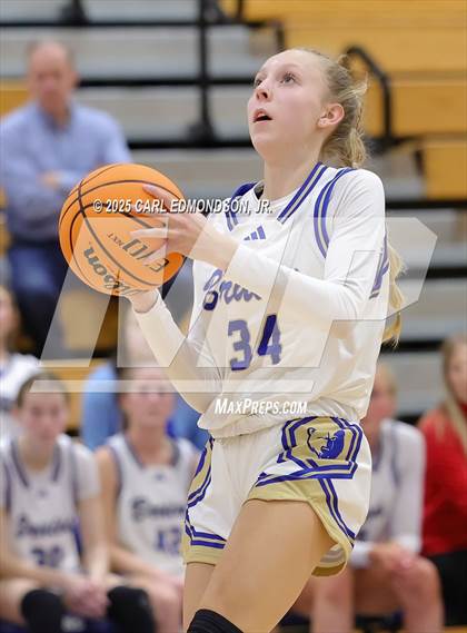 Thumbnail 1 in Siegel @ Brentwood photogallery.