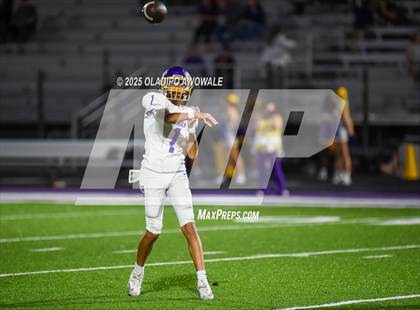 Thumbnail 3 in JV: Sanger @ Farmersville photogallery.