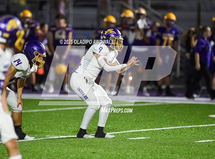 Thumbnail 3 in JV: Sanger @ Farmersville photogallery.