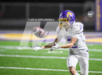 Thumbnail 1 in JV: Sanger @ Farmersville photogallery.