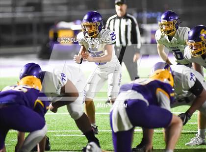 Thumbnail 3 in JV: Sanger @ Farmersville photogallery.