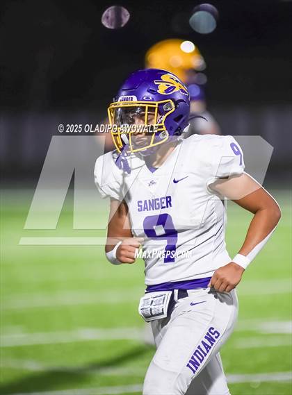 Thumbnail 1 in JV: Sanger @ Farmersville photogallery.