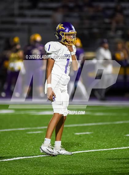 Thumbnail 3 in JV: Sanger @ Farmersville photogallery.