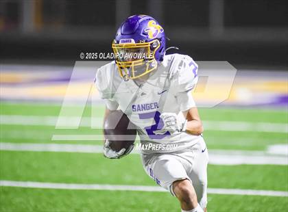 Thumbnail 2 in JV: Sanger @ Farmersville photogallery.
