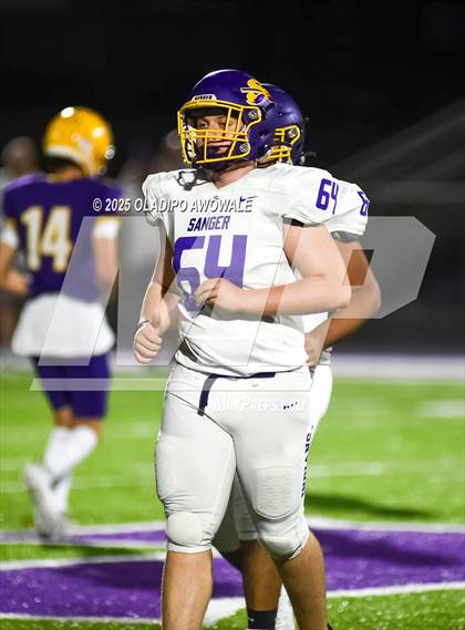 Thumbnail 3 in JV: Sanger @ Farmersville photogallery.