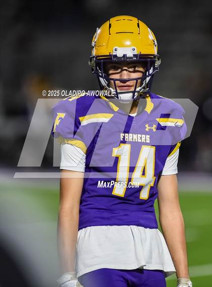 Thumbnail 2 in JV: Sanger @ Farmersville photogallery.