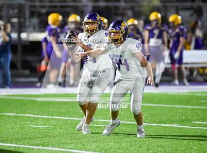 Thumbnail 2 in JV: Sanger @ Farmersville photogallery.