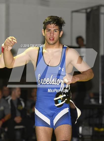 Thumbnail 1 in Battle For The Belt photogallery.