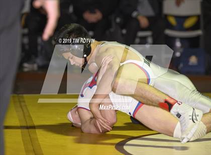 Thumbnail 2 in Battle For The Belt photogallery.