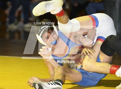 Thumbnail 3 in Battle For The Belt photogallery.