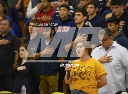 Thumbnail 1 in Battle For The Belt photogallery.