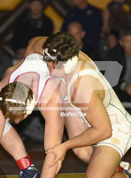 Thumbnail 2 in Battle For The Belt photogallery.