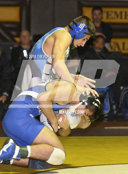 Thumbnail 2 in Battle For The Belt photogallery.