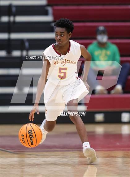 Thumbnail 3 in Sprayberry @ Lassiter photogallery.