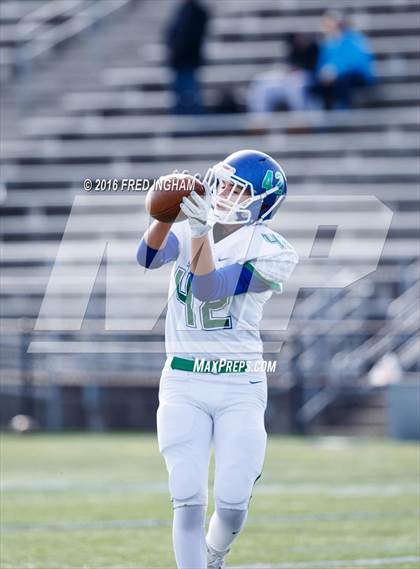 Thumbnail 3 in South Lakes vs. Westfield (VHSL 6A North Region Final) photogallery.