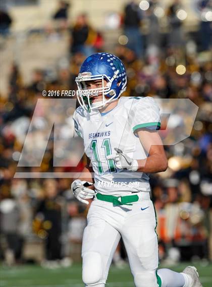 Thumbnail 3 in South Lakes vs. Westfield (VHSL 6A North Region Final) photogallery.