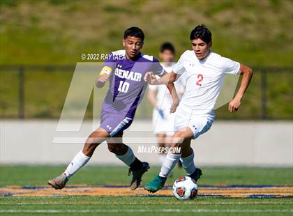Thumbnail 1 in Gustine vs. Denair (CIF SJS D6 Final) photogallery.