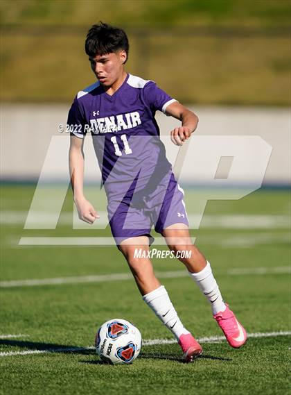 Thumbnail 2 in Gustine vs. Denair (CIF SJS D6 Final) photogallery.