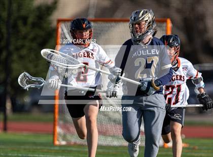 Thumbnail 3 in Mullen @ Lakewood photogallery.