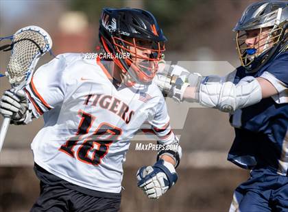 Thumbnail 1 in Mullen @ Lakewood photogallery.