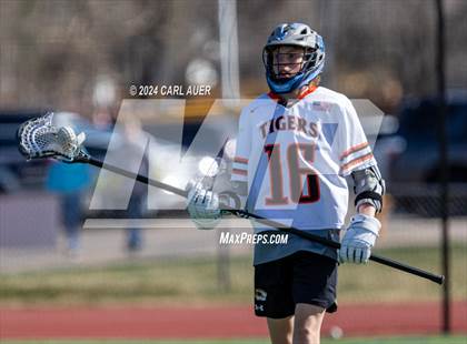 Thumbnail 3 in Mullen @ Lakewood photogallery.