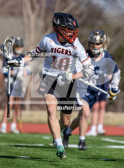 Thumbnail 3 in Mullen @ Lakewood photogallery.