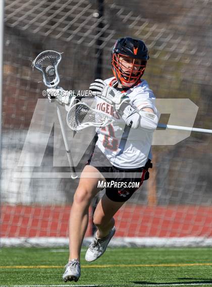 Thumbnail 1 in Mullen @ Lakewood photogallery.