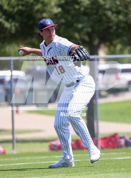 Thumbnail 2 in Marcus @ Allen photogallery.